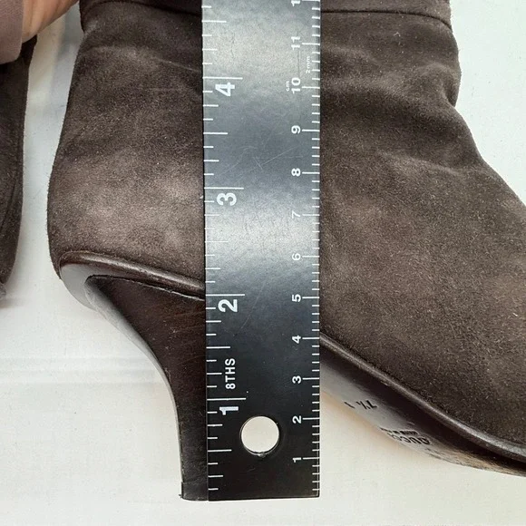 GUCCI Suede Knee High Boots Kitten Heel Pointed Toe Brown Women's Size 7.5 w box - Picture 8 of 16